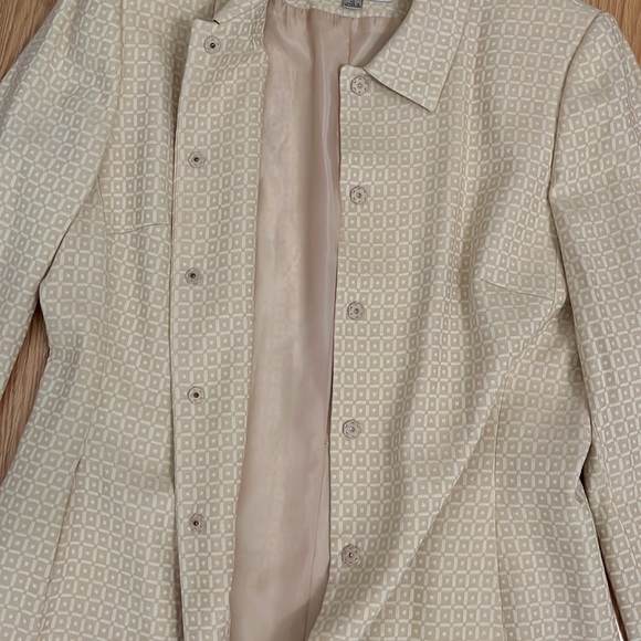 Tahari Arthur Levine tan patterned formal trench/midi coat size 10 - Picture 5 of 6